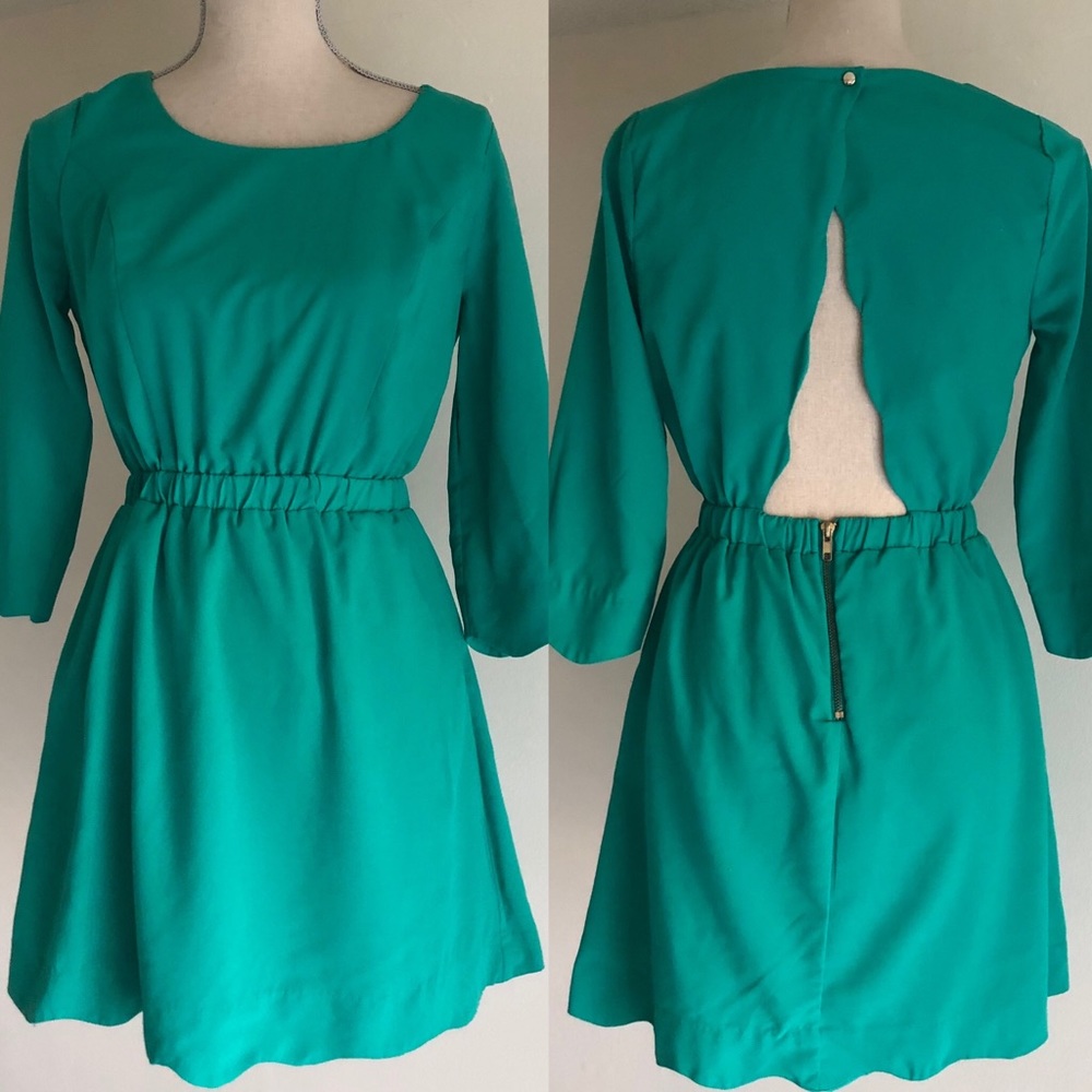 🟡3/$25 Gianni Bini green scalloped dress